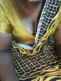 Tamilselviroja- webcam stripchat model stream image