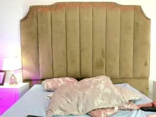 alessiia-moon webcam model stream image