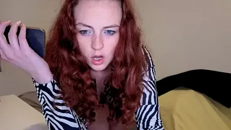 ENGLISHEMILY_69 webcam model stream image
