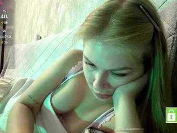 FeechkaKiss webcam model stream image
