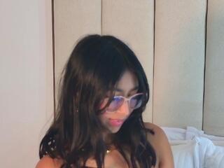 Pilar Rubio webcam flirt4free model stream image