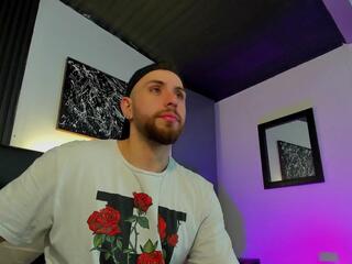 Maximo Wolff webcam model stream image
