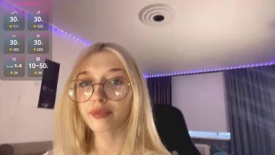 MaiaGarsee webcam model stream image