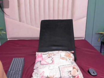 Veronika-Estrada webcam model stream image