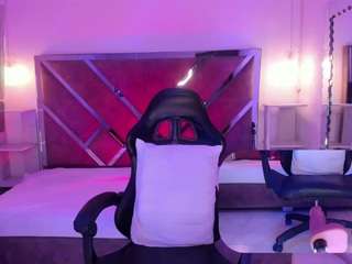 cataleyaglow webcam model stream image