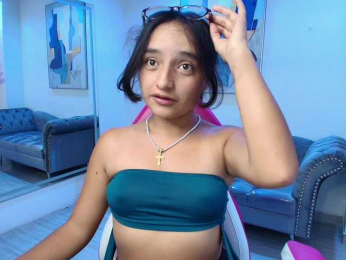 zoe-jonexs webcam bongacams model stream image