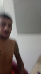 Gargabta webcam model stream image