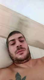 Gargabta webcam model stream image