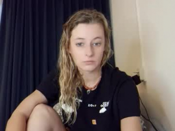 yoursecretgirlfriend963 webcam model stream image