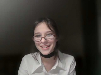 PoshlyaLolli webcam model stream image