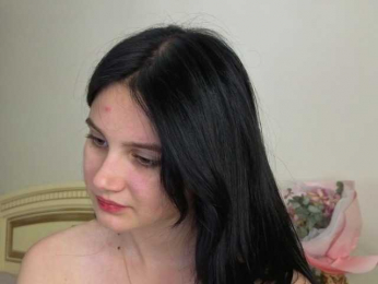EnricaElis webcam model stream image