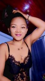 queenny1 webcam model stream image