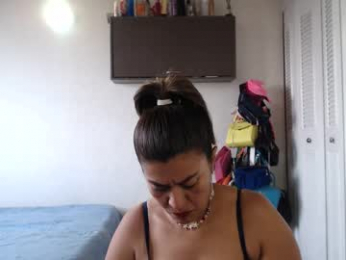 camiilaluxx webcam model stream image