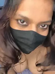 Malika_Secrets webcam model stream image