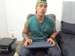Coody King webcam flirt4free model stream image