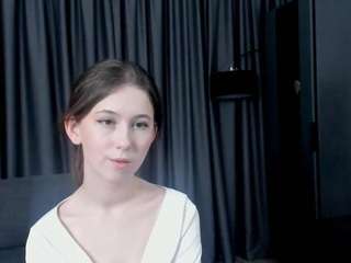 alainewoernle webcam camsoda model stream image