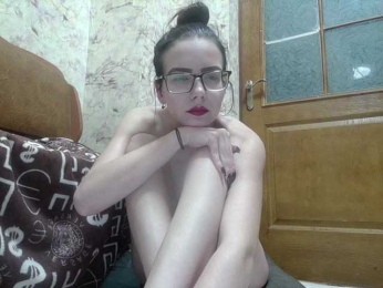 Val-Stephie webcam model stream image