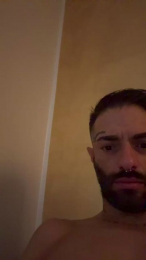 Itaalic webcam model stream image