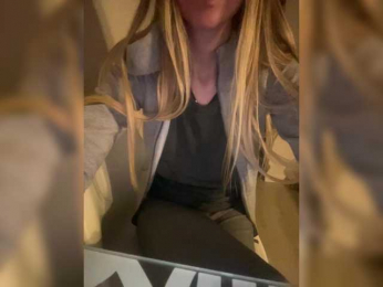 SannyManny webcam model stream image