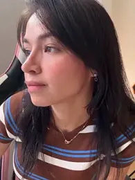 Adriennesexxx webcam model stream image