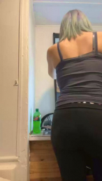 Shyg1rl webcam model stream image