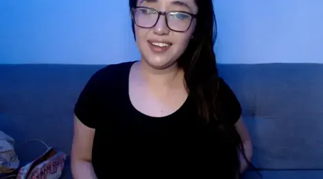 Eanna_ webcam model stream image