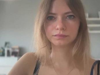 kissMillie webcam bongacams model stream image