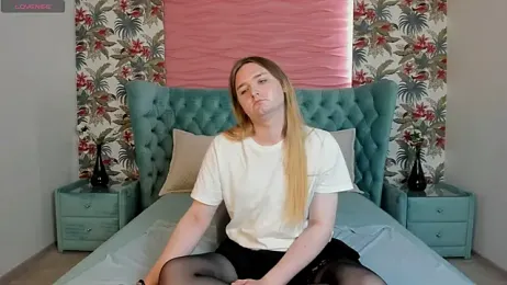 Melaniass webcam model stream image
