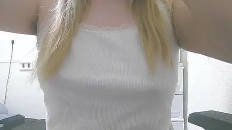Remi_official webcam model stream image