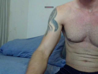 august-laura webcam model stream image