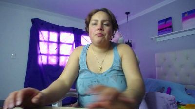 MaggySimpson_ webcam model stream image