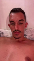 uliking1 webcam model stream image