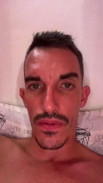 uliking1 webcam model stream image