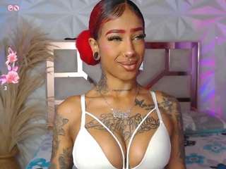 maadiisson021 webcam model stream image