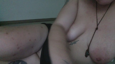 ItaLadySquirt webcam model stream image