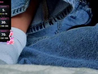 Liana-fit8 webcam model stream image