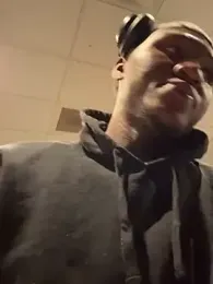 Festivitiesking1 webcam stripchat model stream image