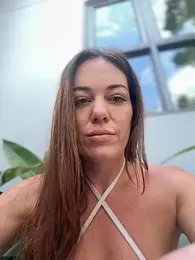 LilliThelo webcam model stream image