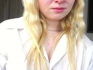 maryannepirozhkov webcam model stream image