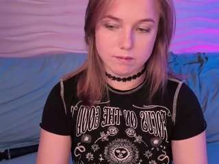 mary-tone webcam model stream image