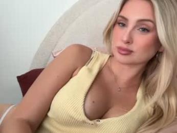 bellaryderr webcam model stream image