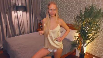 KarlyMclaird webcam model stream image