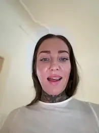 Elenascrib webcam model stream image