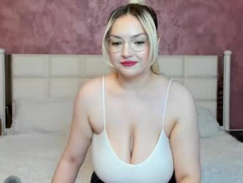ina_pearl webcam model stream image