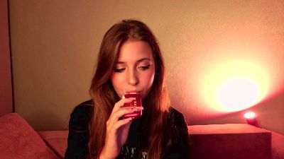 EllamaeWerley webcam model stream image