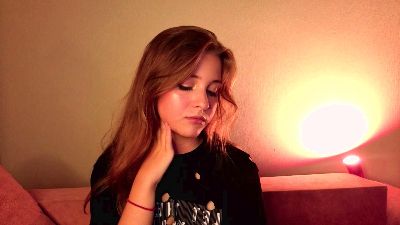 EllamaeWerley webcam model stream image