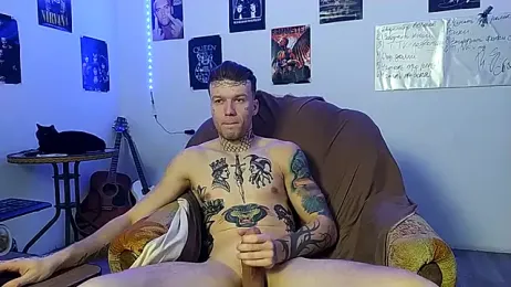 Huntall77 webcam stripchat model stream image