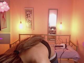 Violet Suky webcam model stream image