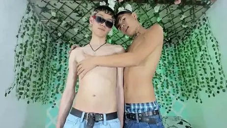 Noah_ellish webcam model stream image