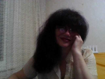Sylvia-5 webcam model stream image